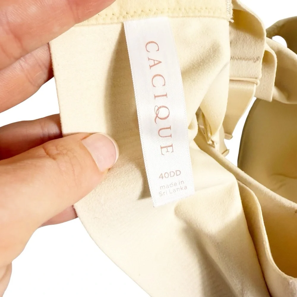 Cacique Lightly‎ Lined Balconette Bra size 44DD